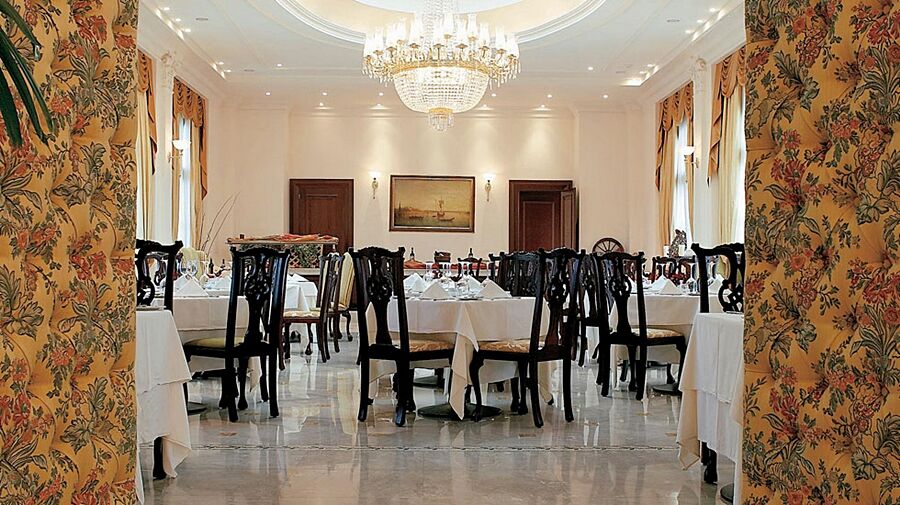Grecotel Imperial 5*